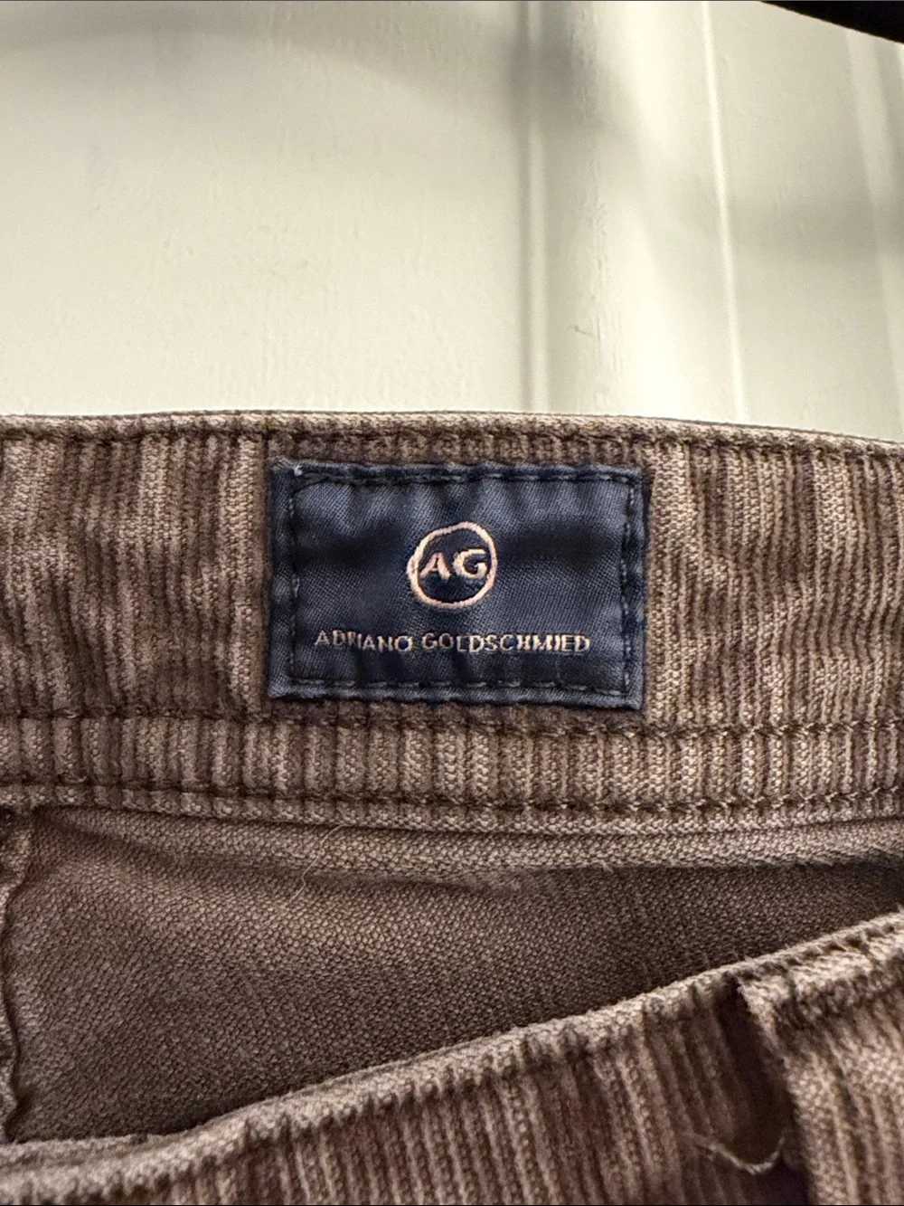 AG Adriano Goldschmied The Matchbox Slim Straight Corduroy Pants Size 33 - Picture 2 of 8